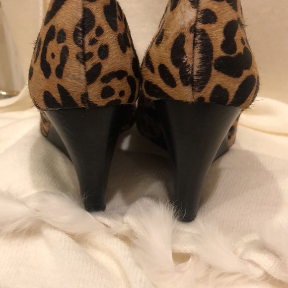 NWOT Franco Sarto Calf Hair Wedges - Picture 4 of 6